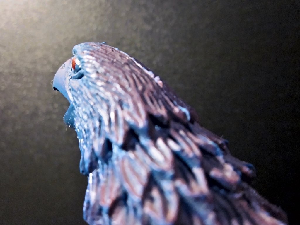La testa del Griffin vista di lato, fuori fuoco